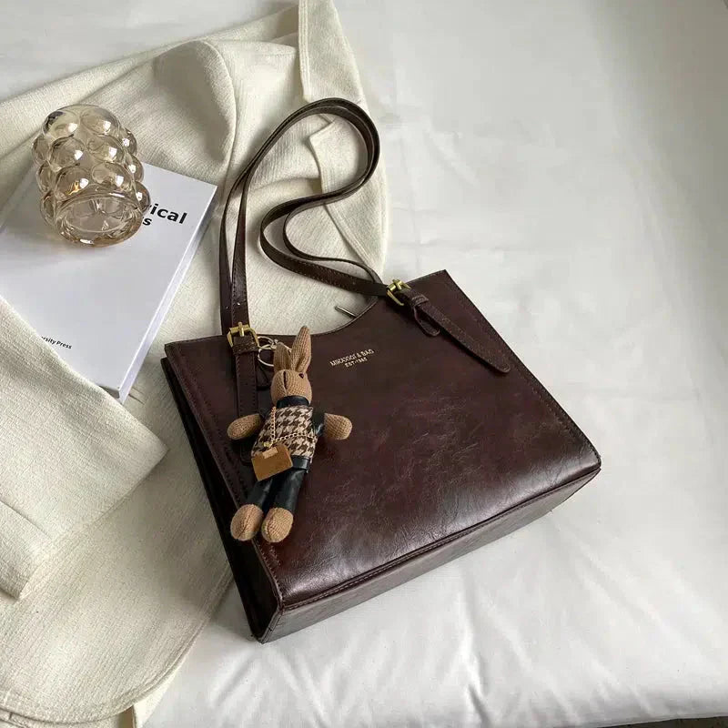 Lena - sutil, sofisticado y aspiracional